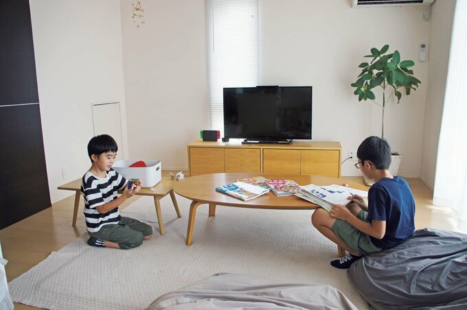 リビングで子ども読書