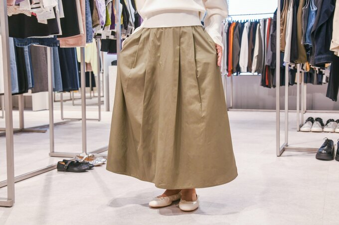 タックフレアミディスカート