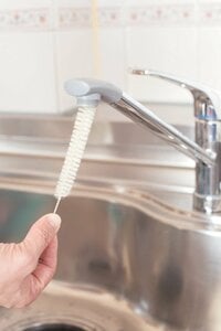 蛇口の先の汚れを忘れていない?