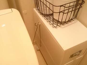 トイレブラシは菌の温床。「100円のトング」でトイレ掃除が画期的に