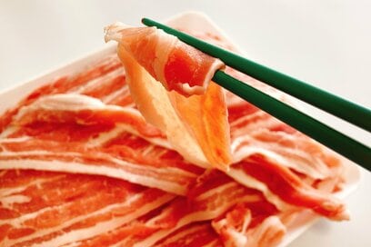 コストコマニアが「10年買い続けている超愛用品」5つ。豚バラ肉はほかではもう、買えません
