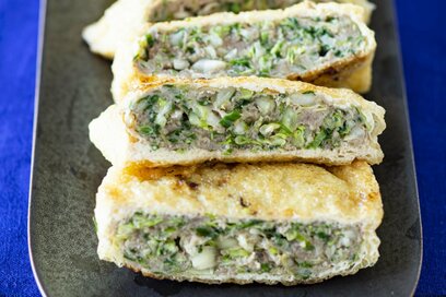 長友佑都選手の専属シェフに聞いた「低糖質高タンパクのギョーザ」。皮を油揚げで代用