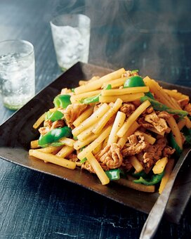 大根と豚こまの黒コショウ炒め。細切りだから時間の短縮にも