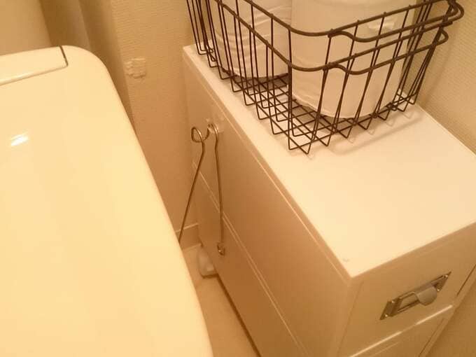 トングは引っかけて収納