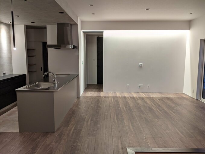 引き渡し直後の室内