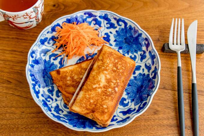 青と白で構成された染付