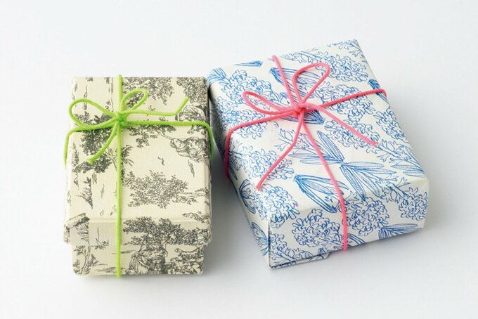 お香のパッケージ