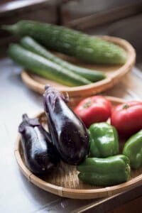 旬の野菜をそのまま食べる