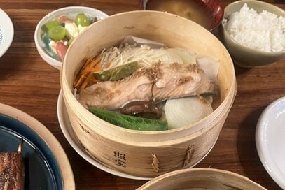 ひとりでも家族でも21cmの小さめ「せいろ」が大活躍。お肉や野菜が手軽にとれる