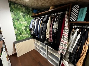 ランドリールームとクローゼットが離れた間取りにして大失敗。家事も着替えも面倒に