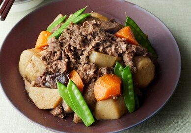 「賛否両論」笠原将弘さんがつくる根菜のうまみあふれる牛ゴマ筑前煮