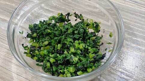 春菊の驚くほどおいしい食べ方。刺身にも鍋にも…笠原将弘さんが太鼓判