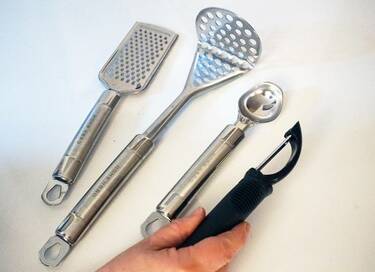 アメリカ流・キッチン道具の意外な使い方4つ。肉団子づくりが激ラクに