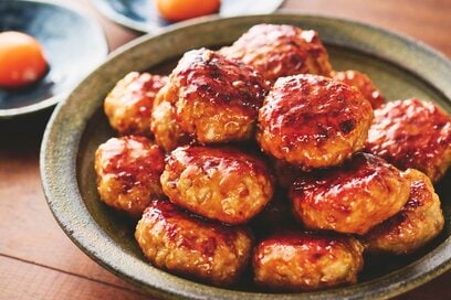 山本ゆりさん直伝「月見つくね」レシピ。黄金比ダレをかければ照りウマ～ッ！