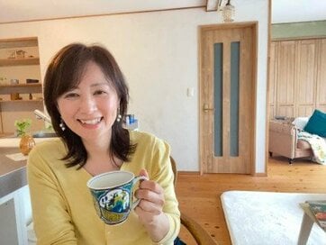 50代ひとり暮らし、心と体を身軽にするマイルール。「いつか使う」ものは手放し、不便さを楽しむ