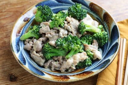 ブロッコリーをたっぷり食べられる「豚こま炒め」。ガリマヨ味でやみつき