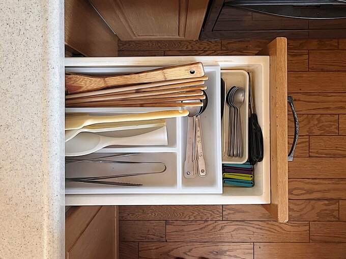 キッチンの引き出し収納