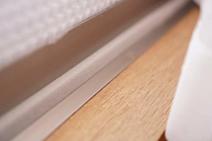 テープをはった部分