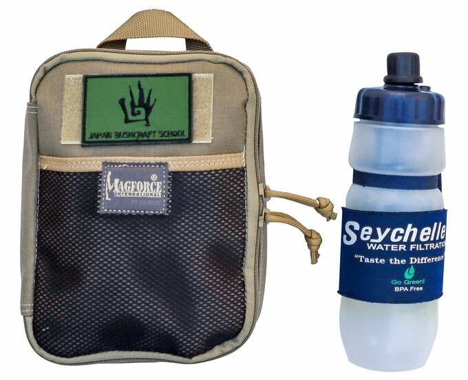 小さなバッグや、毎日持ち歩くビジネスバッグに収まる最低限のものを入れておけば、いざというときに心強い。