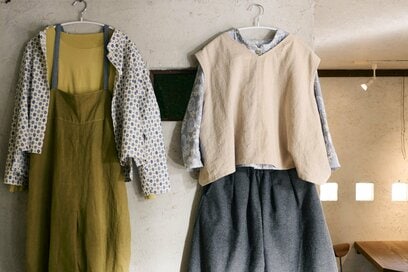 50歳を過ぎたら、ファッションやメイクはさらに冒険できる！シワやシミは隠さず、自分らしく生きるコツ