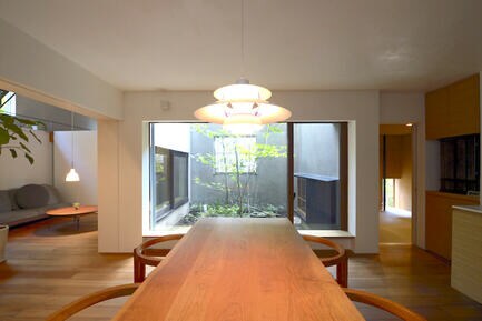 中庭のある癒しの家