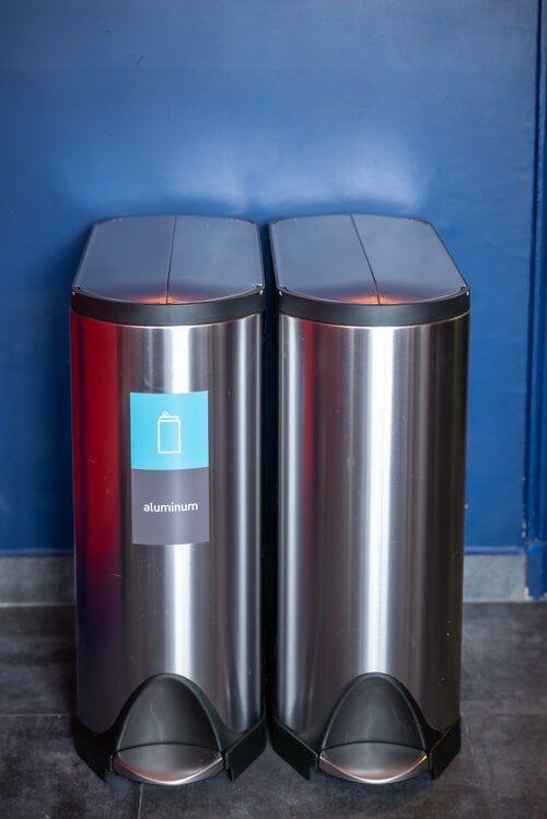 家中のゴミが集結！？キッチンのゴミ箱