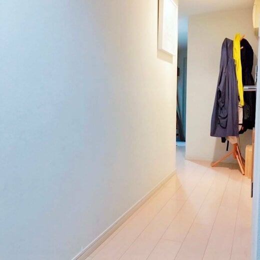 室内の綺麗な壁