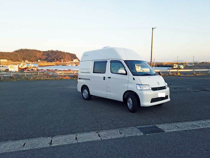 キャンピングカー