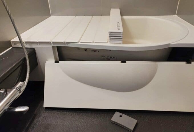 風呂用スポンジを交換するタイミングで汚れを確認