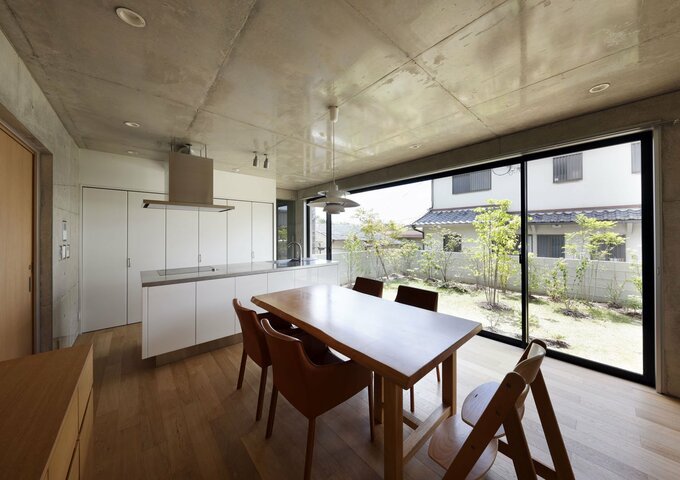 多種多様な木々が楽しめる庭