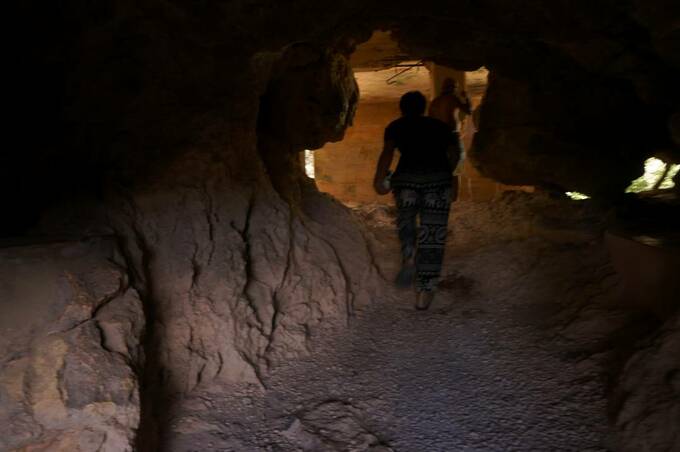 旧日本軍最後の司令部跡の内部