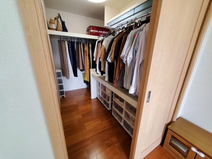 ファミリークローゼット入り口