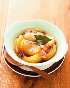タマネギとベーコンのお酢煮