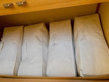 押し入れの「すき間」の有効活用ワザ。布団もスッキリしまえて取り出しさも抜群