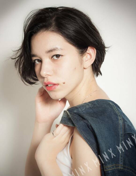 少し辛め寄りの甘辛ミックスショートヘア