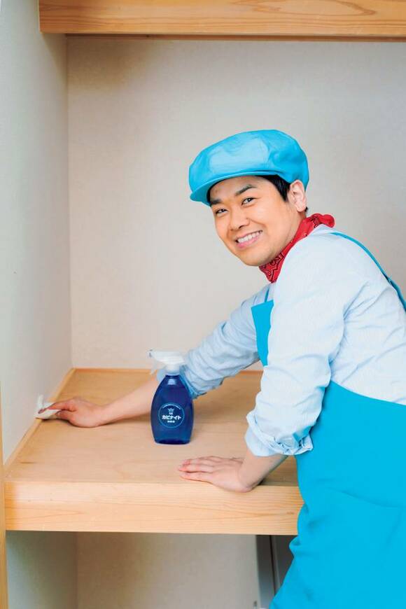 押し入れをふく“家事えもん”さんこと松橋周太呂さん