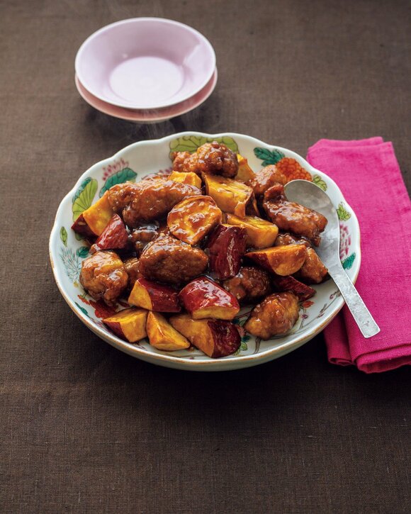 サツマイモと豚肉の黒酢酢豚