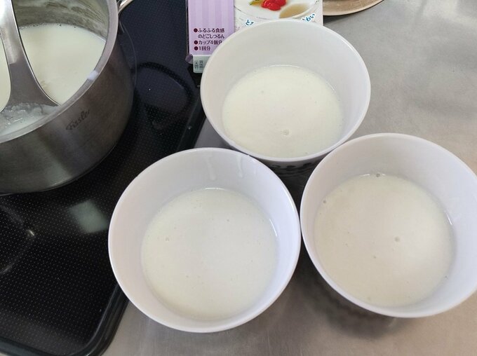 牛乳と粉を混ぜるだけのプリン