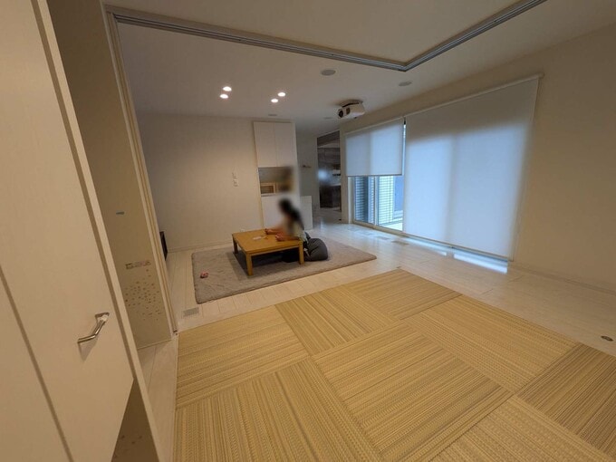 畳コーナーとリビング