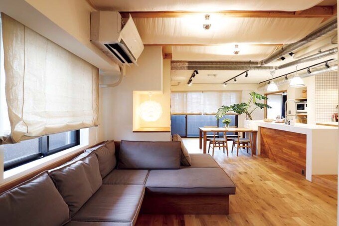 内装と調和させやすい造作家具でコーディネート