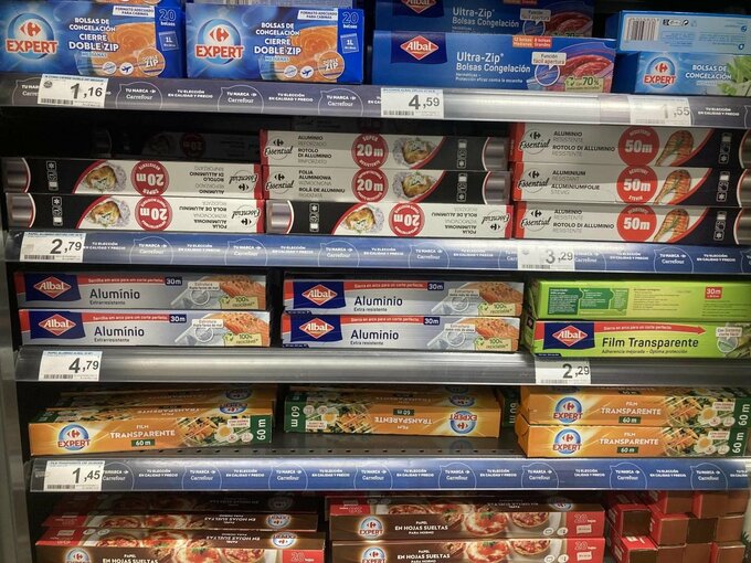 スペインの陳列棚