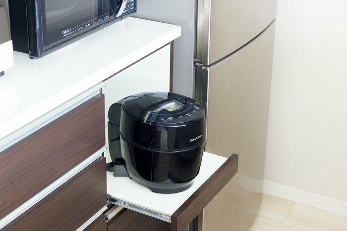 炊飯器とテレビ台」を手放して汚部屋を卒業。家にゆとりができ、掃除も 