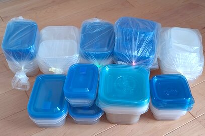 50代、保存容器を「72個捨てて」ラクになる。冷蔵庫すっきり、食べ物のムダ買いも減る