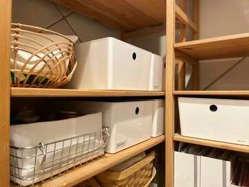 収納はイケア×無印良品が至高。プラスチックにカゴ…異素材をおしゃれに見せるコツ