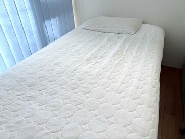 50代「シーツ・パジャマの予備」を手放して2年。収納と管理の手間が減り、快適に