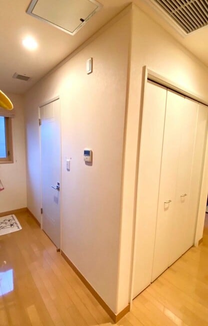 トイレへ続く導線に施したR加工