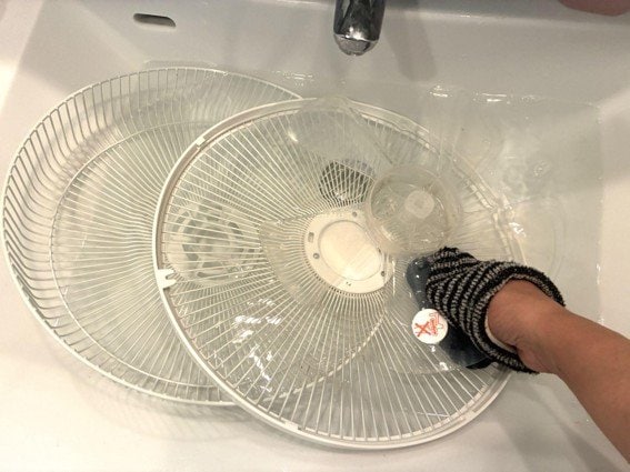 水につける