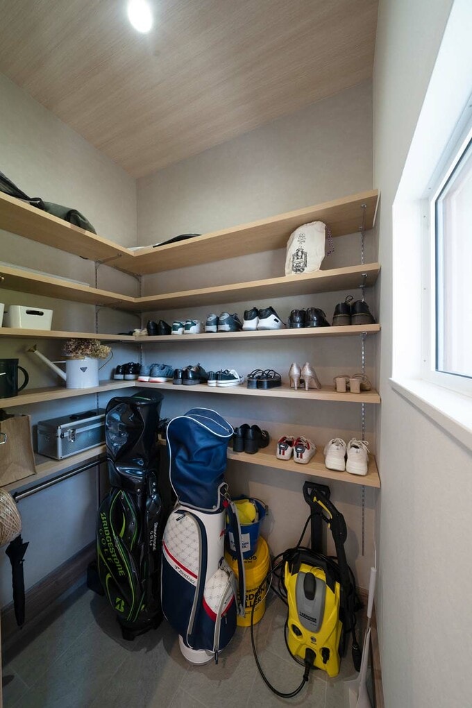 シューズクローク