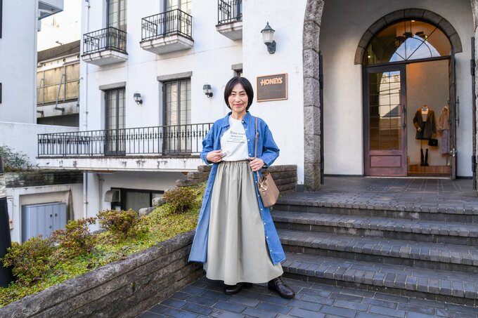 「8分袖デニムシャツワンピ」ライトインディゴ 3,280円
