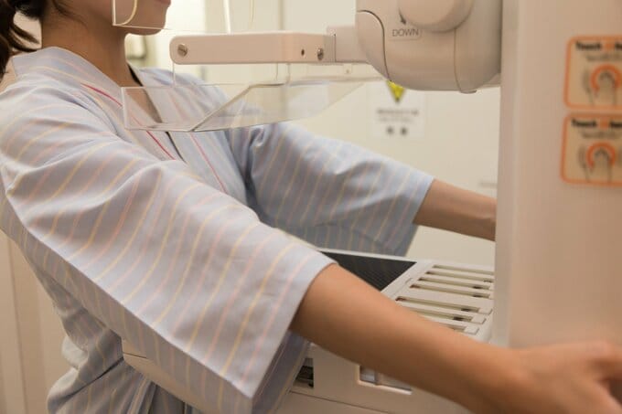 乳がん検診のイメージ画像